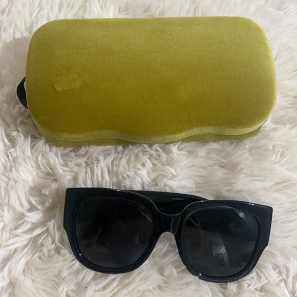 Gucci 55mm Oversize sunglasses - Picture 4 of 9